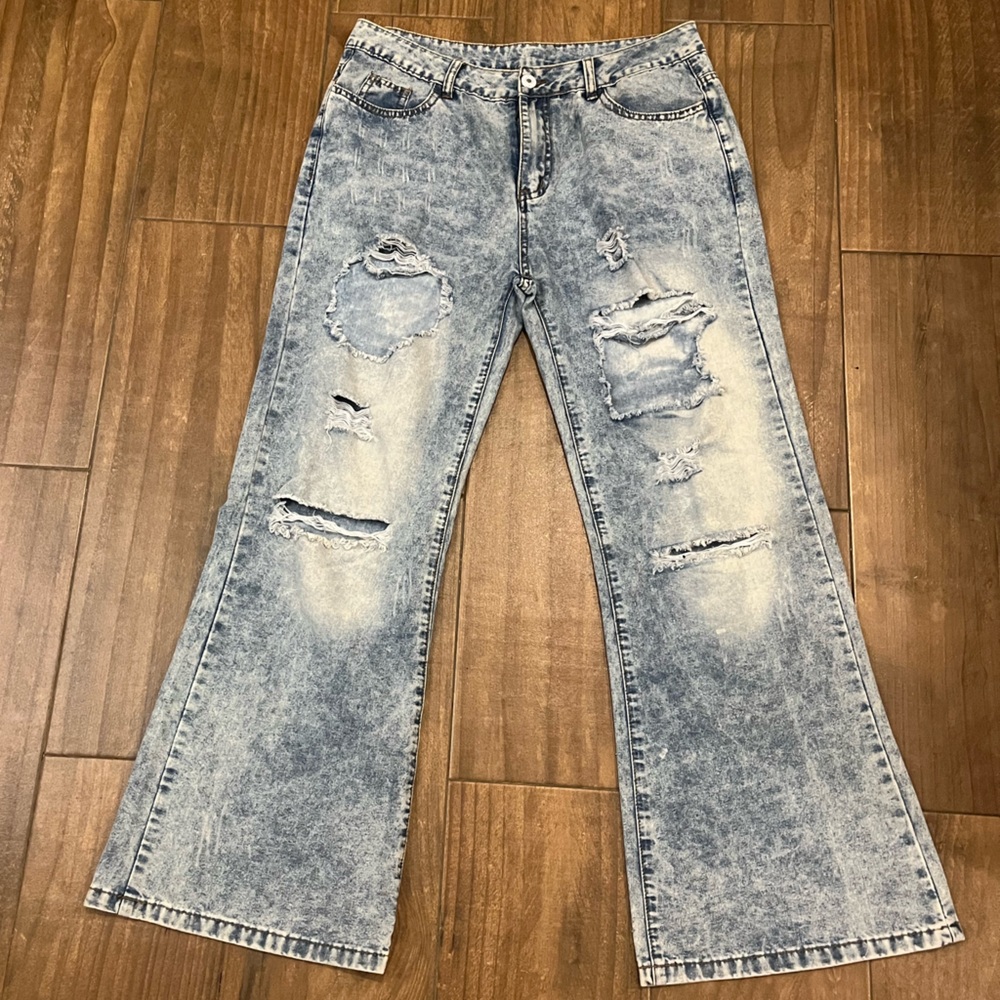 Acid washed boutique ripped trouser jeans